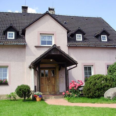 Ubytovani Doma Hotel Tisá Екстериор снимка