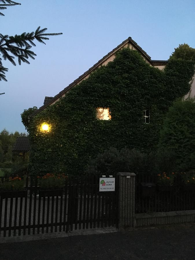 Ubytovani Doma Hotel Tisá Екстериор снимка